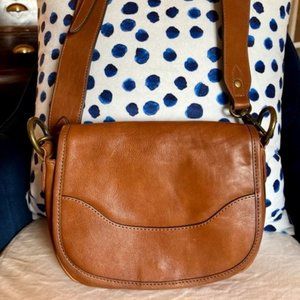 FRYE LUCY SADDLE LEATHER CROSSBODY BAG - BROWN